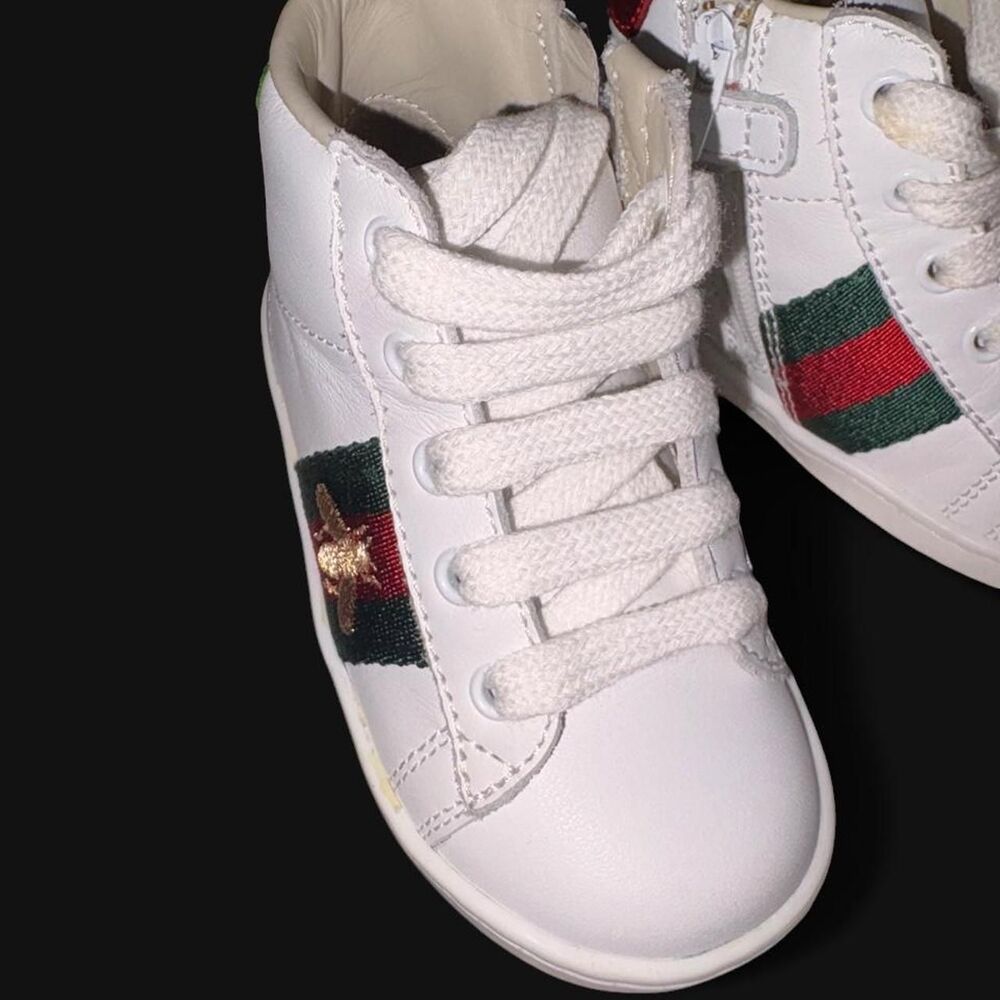 Gucci White First-shoes-baby-shoes / Size 4.5-5 - Picture 6 of 7